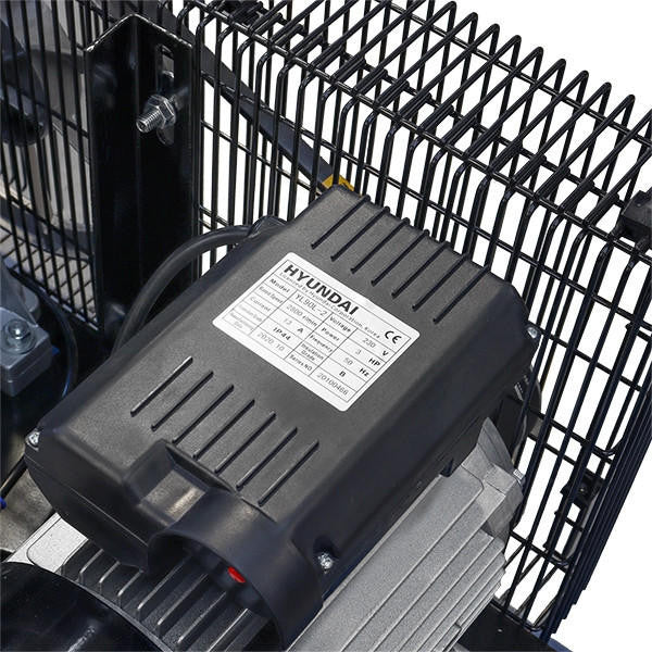 Hyundai HY3200SX 3hp 200L Electric Air Compressor 14CFM 145psi Belt Drive